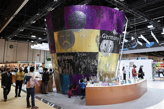 علي بن تميم: المعرض سعى لنقل صورة مشرّفة تليق بمكانة الإمارات