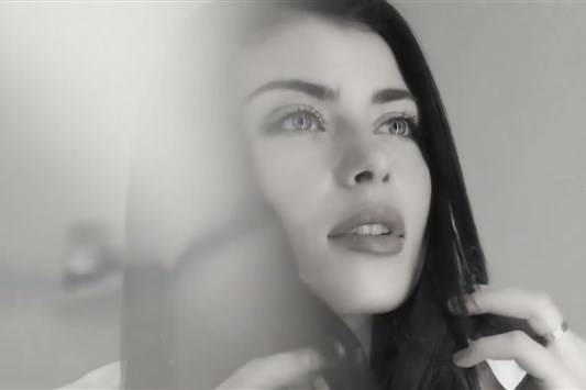 ناءيته فدنا أدنيته فنأى جمّشته فنبا قبّلته فأبى